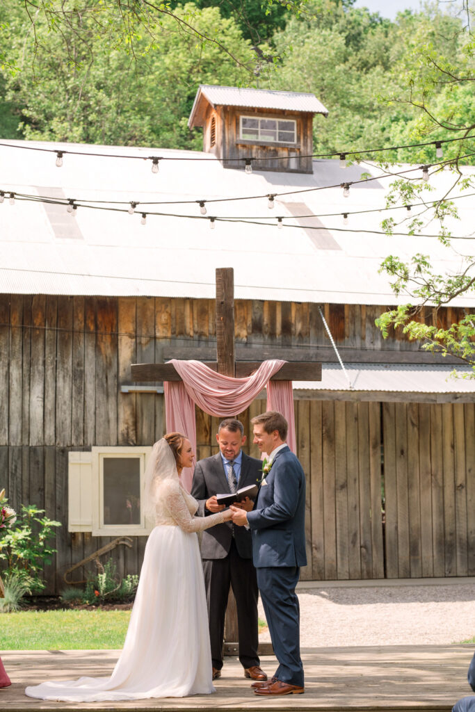 Bride and groom exchange vows in Brown County in Indiana.